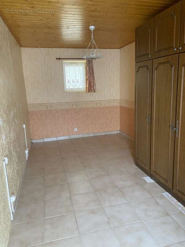 Maison à LA CHAIZE-GIRAUD