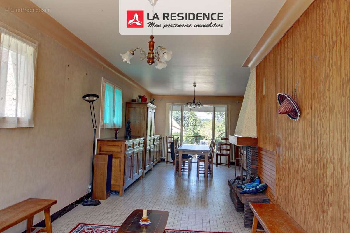 Maison à LES MUREAUX