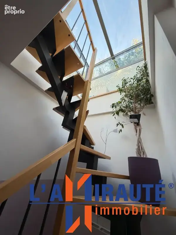 Appartement avec terrasse Rooftop  vue à 360° 5 pièce(s) 93 m2 - photo 11