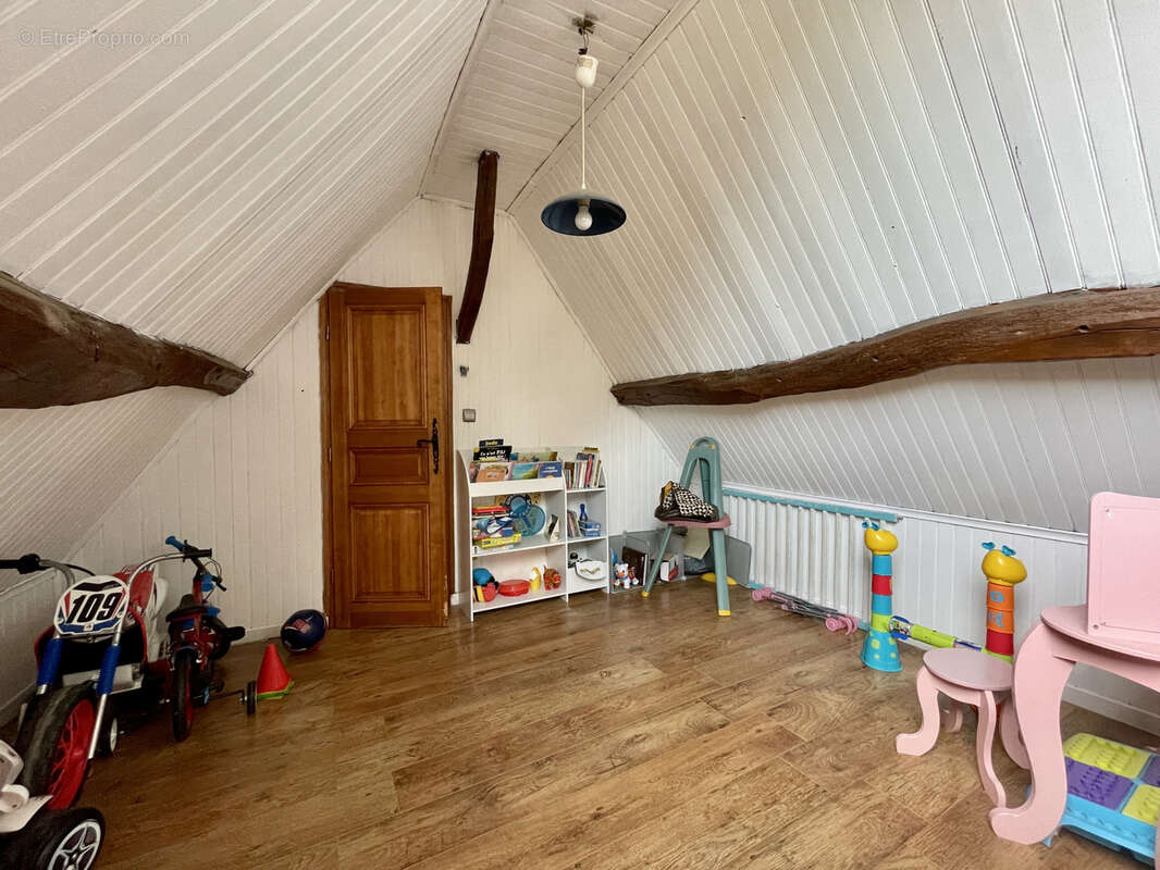 Maison à LES BAUX-SAINTE-CROIX