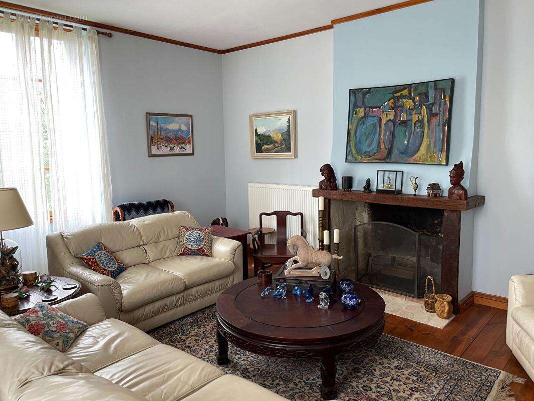 Maison à PUYSSERAMPION