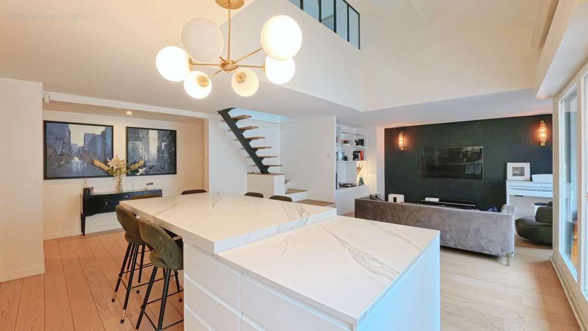 Appartement à NOGENT-SUR-MARNE