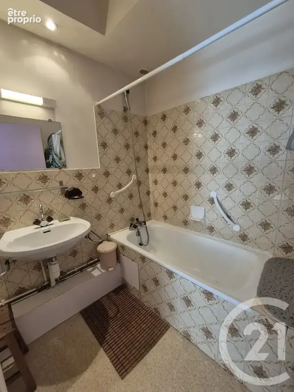 Appartement 1 pièce 25 m² à vendre à Cauterets (65110) - photo 7