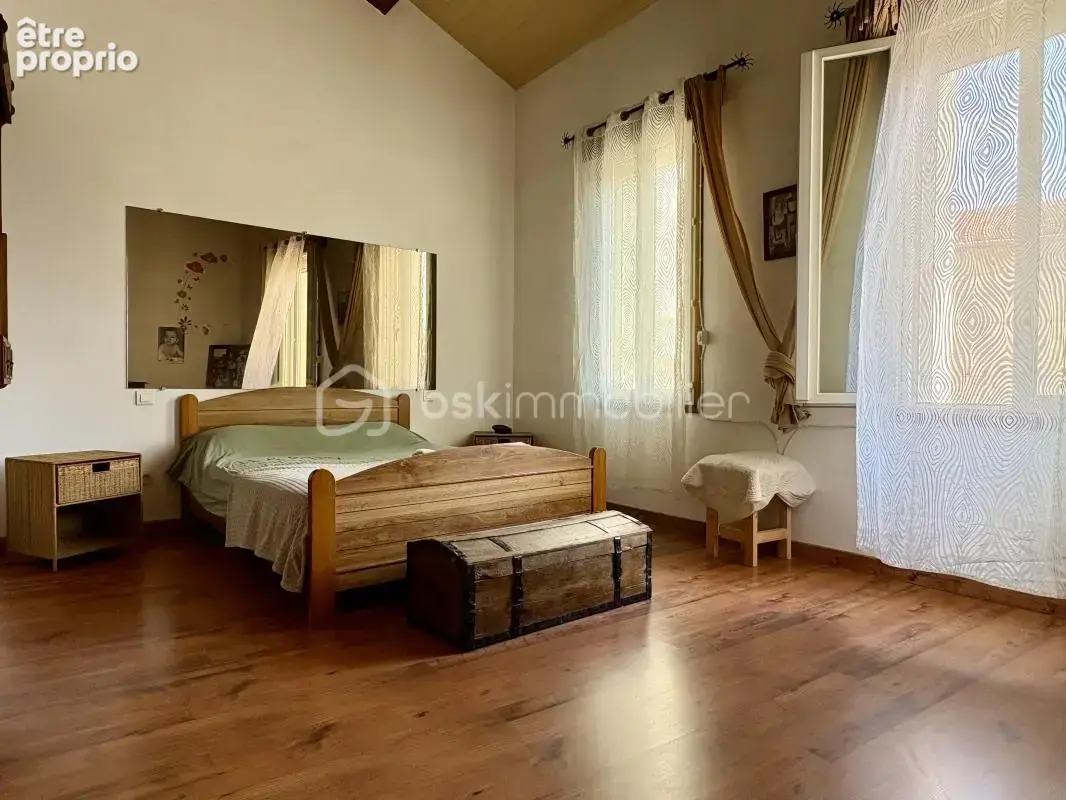 Maison familiale de 150 m² avec garage à vendre à Ponteilla (66) - photo 11