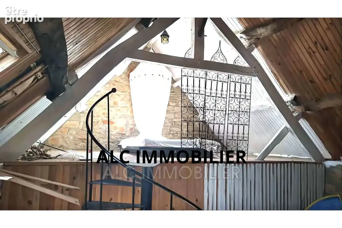 Maison 3 pièces 90 m² à vendre à Lignieres-Orgeres (53140) - photo 1