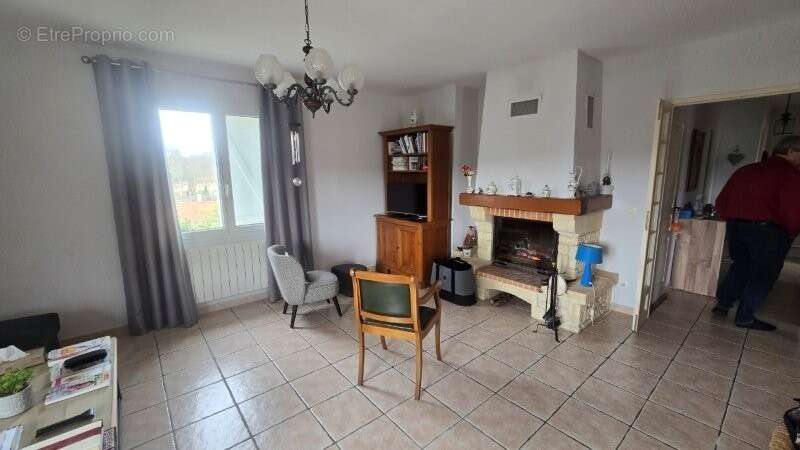 Maison à BELVEZE-DU-RAZES