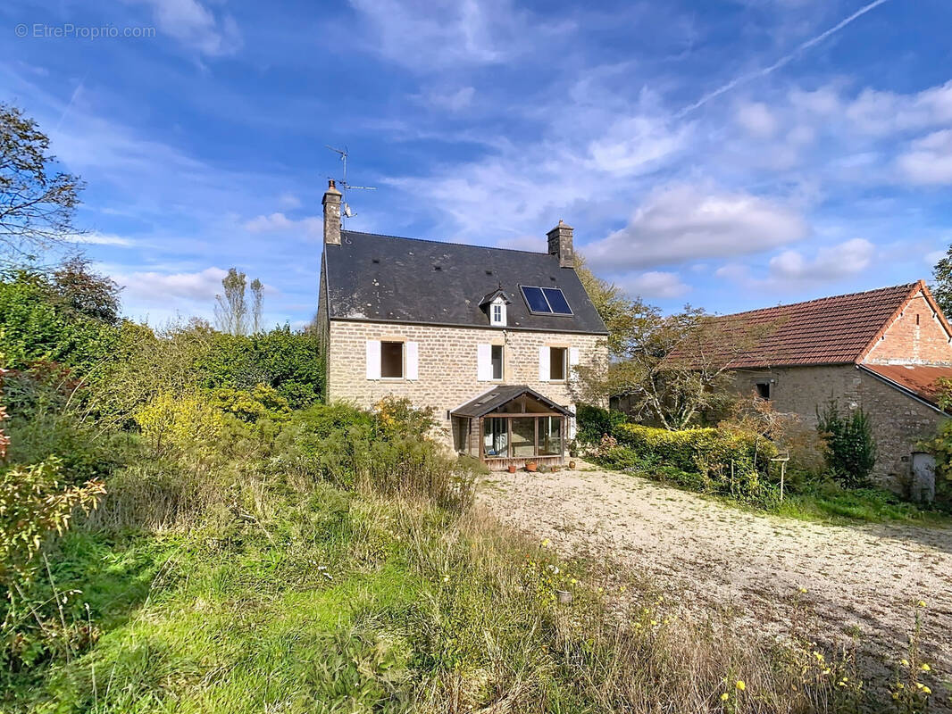 Maison à PICAUVILLE