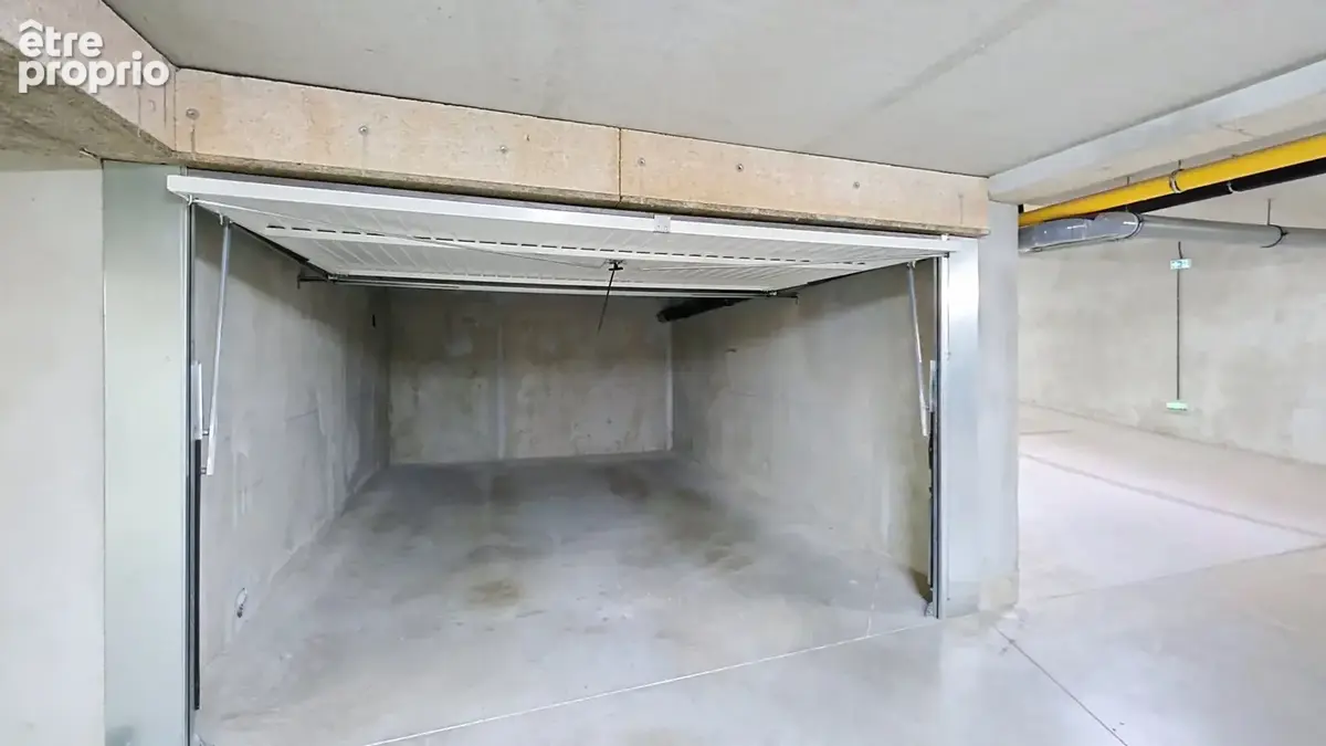  CLERMONT-FERRAND / CHAMALIERES - T3 récent avec terrasse et garage - photo 10