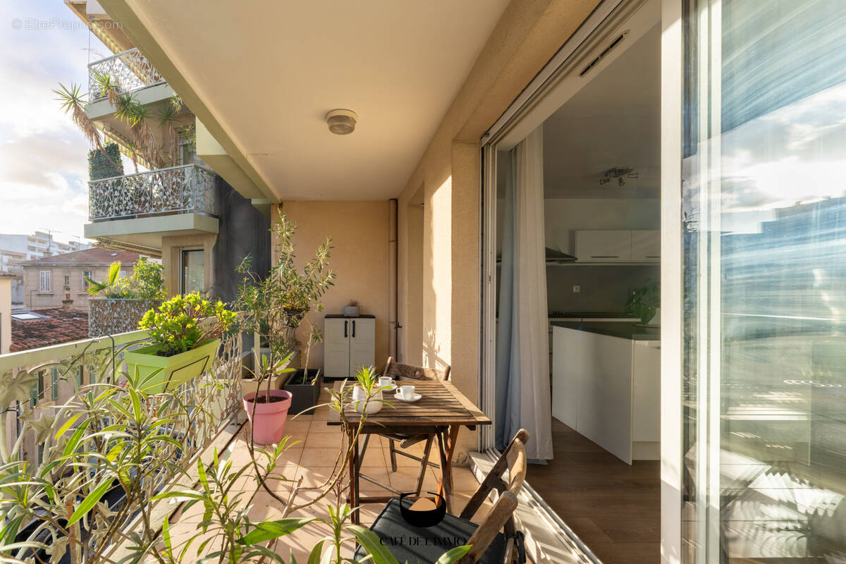 Appartement à MARSEILLE-8E