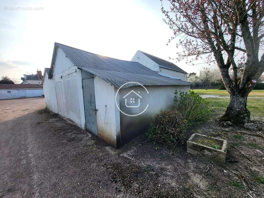Fermette La Chapelle Vendomoise 4 pièce(s) 90 m2 - photo 9