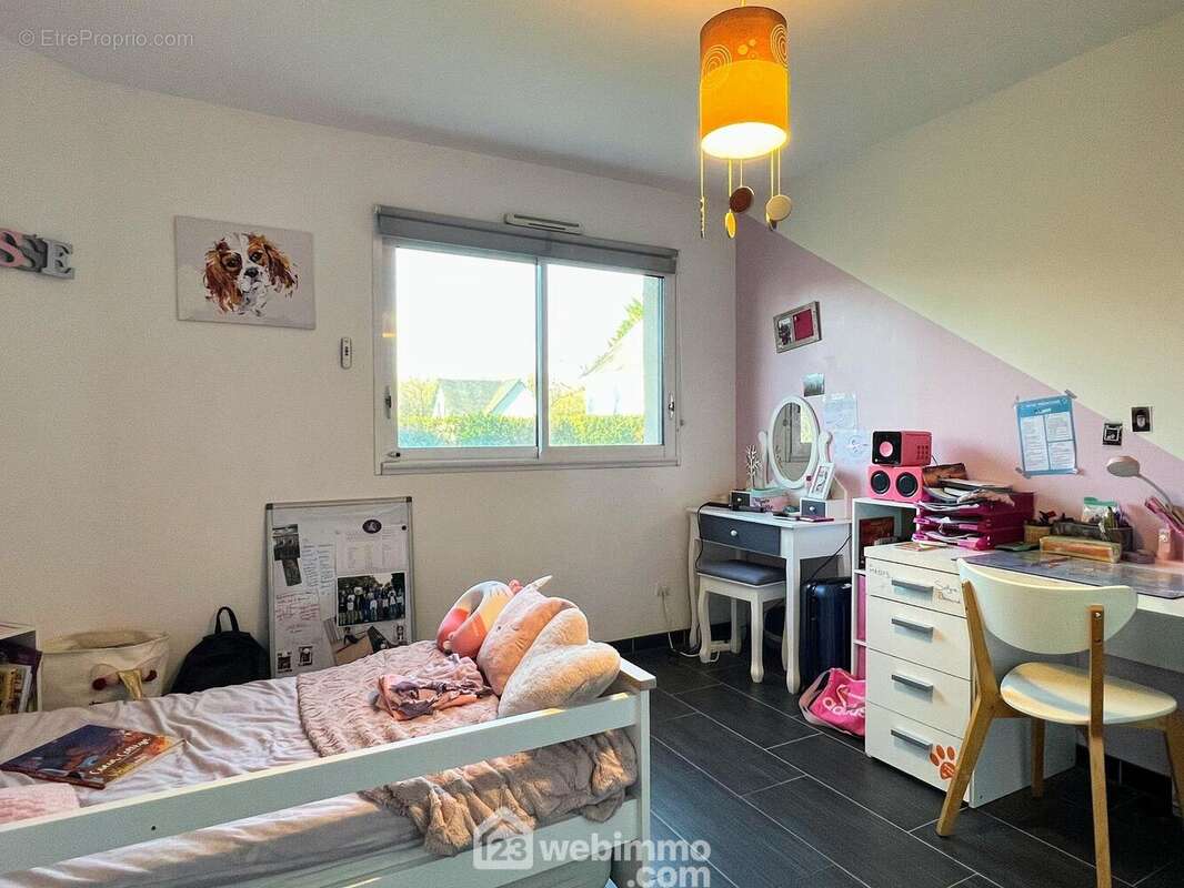 Maison 165 m² à Saint-Martin-Du-Fouilloux  - photo 53