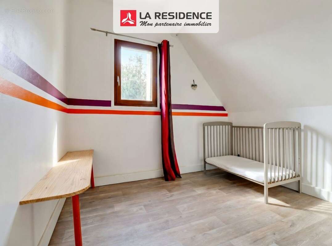Maison 118 m² à Saint-Aubin-Les-Elbeuf  - photo 9