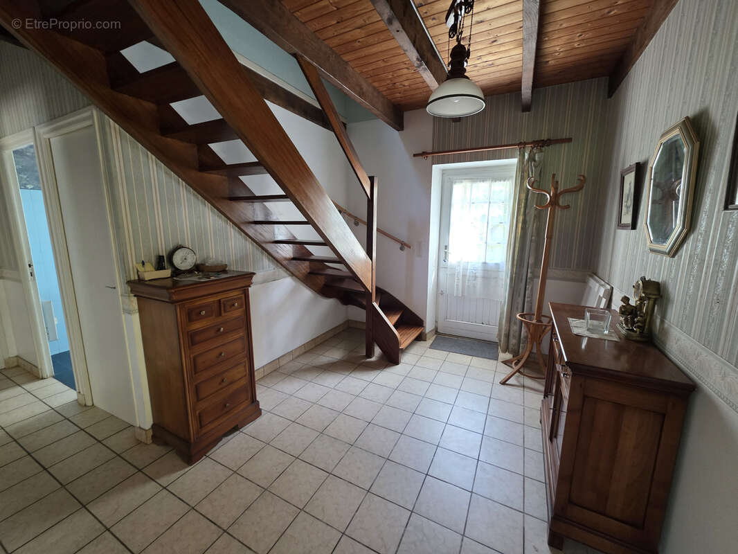 Maison à SAINT-EVARZEC