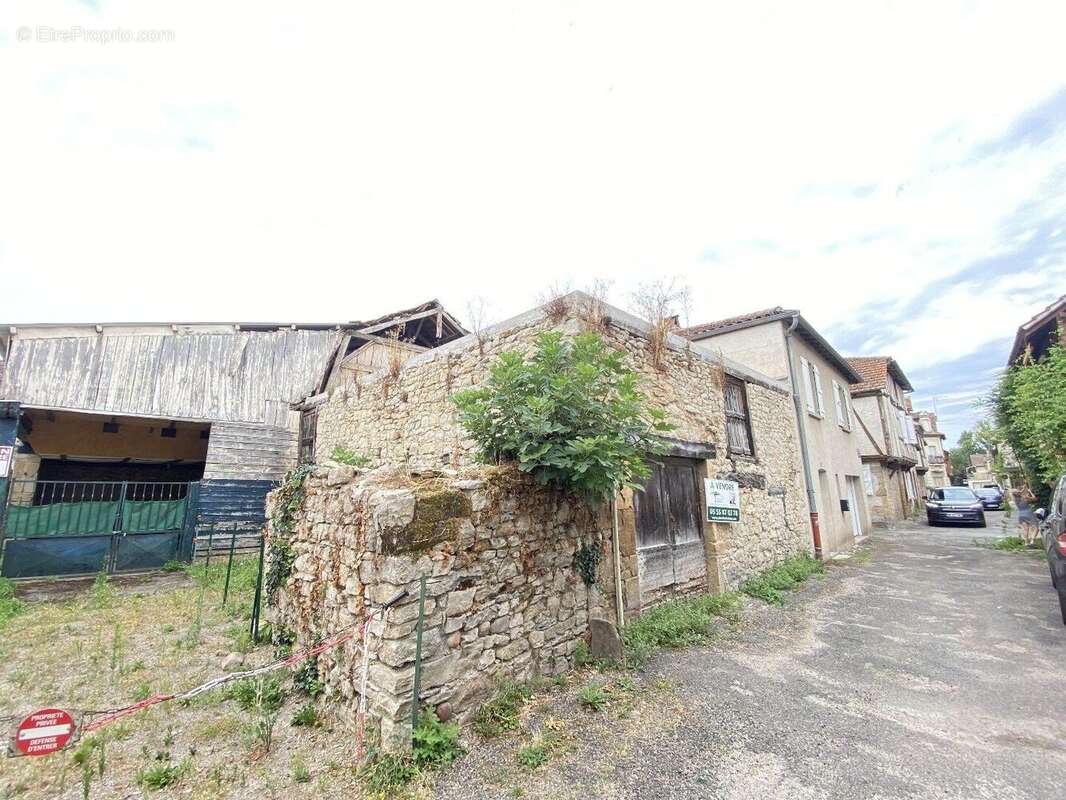 Bâti à restaurer au coeur de Bretanoux - photo 4