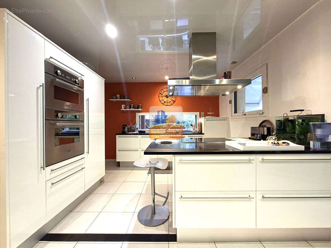 Maison à SAINTE-PAZANNE