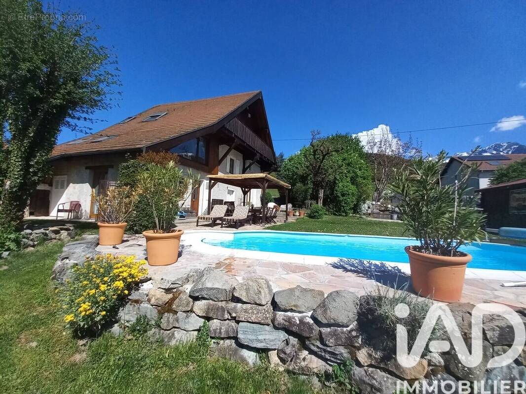 Photo 1 - Maison à SAINT-MARTIN-D'URIAGE
