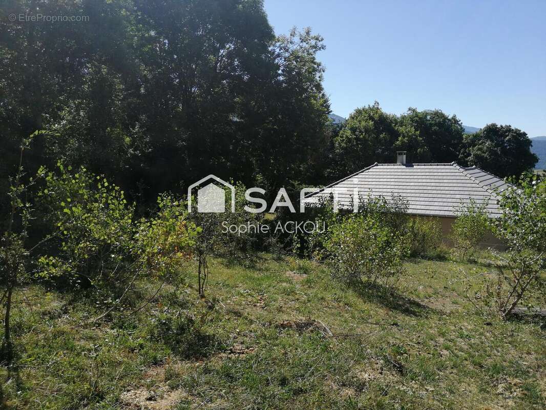 Terrain 514 m² à Chorges  - photo 4