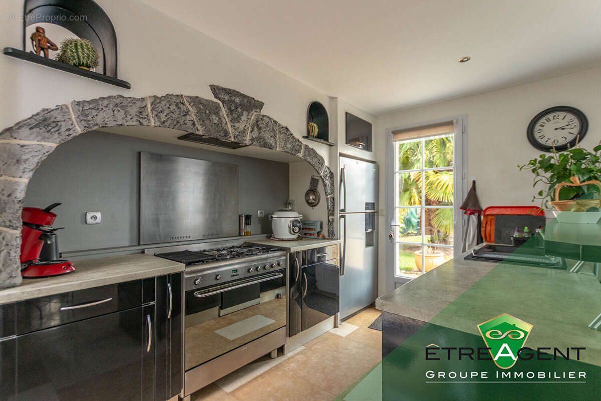 Maison à VERNEUIL-SUR-SEINE