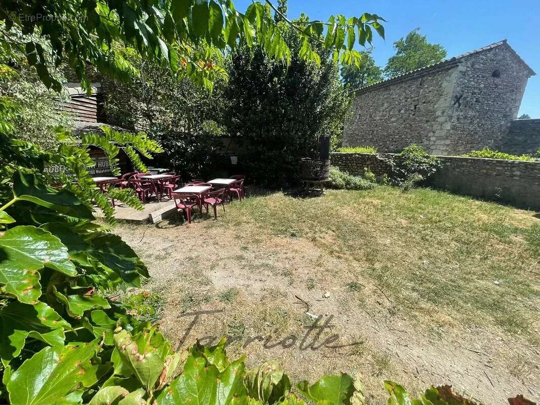Maison à MALATAVERNE