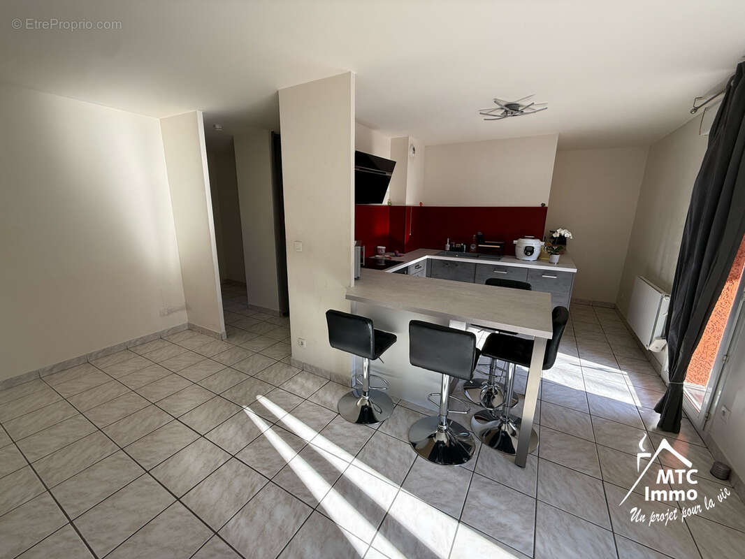 Appartement à CHARVIEU-CHAVAGNEUX