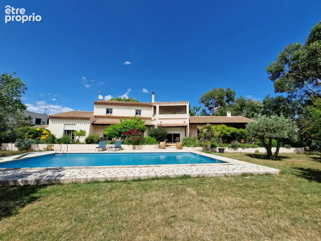 Quartier Gazagnepas -Villa 4 faces -piscine- double garage- - photo 2