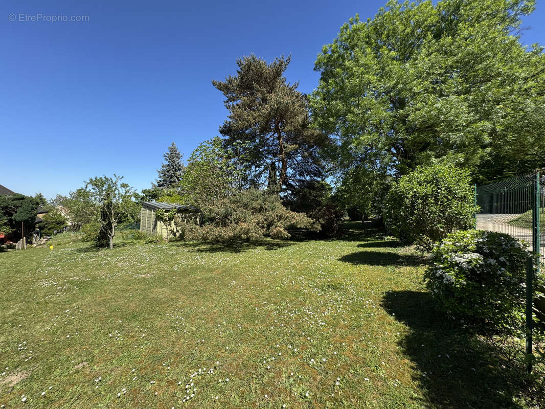 Terrain à bâtir 774m2 à Chambourcy - photo 2