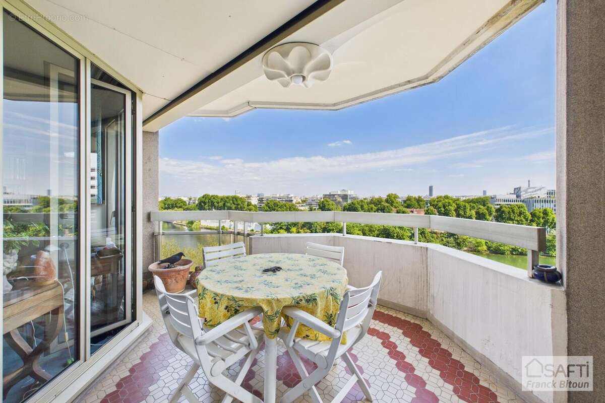 Photo 3 - Appartement à COURBEVOIE