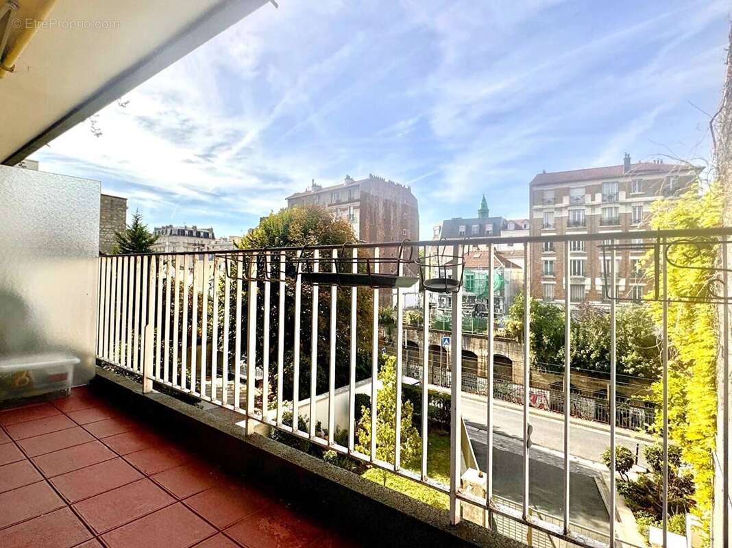 Appartement à BOIS-COLOMBES