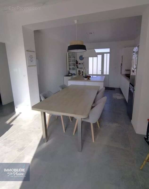 Maison à LA PLAINE-SUR-MER