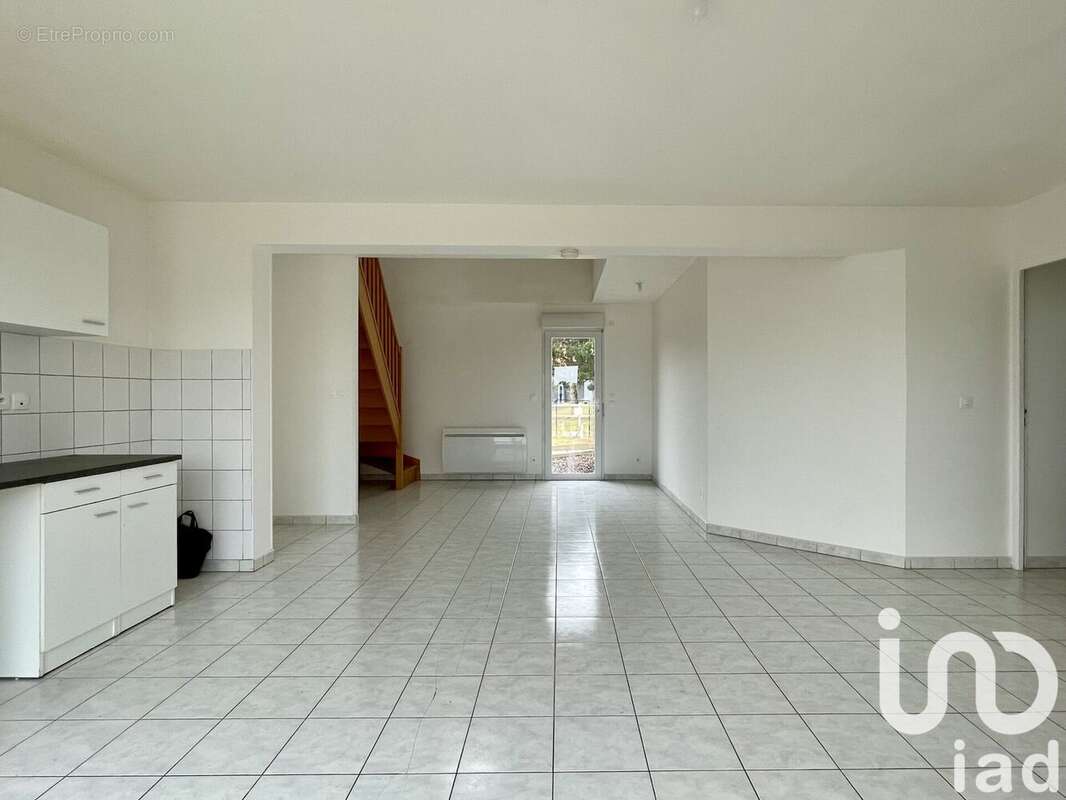 Photo 2 - Maison à AILLY-SUR-NOYE