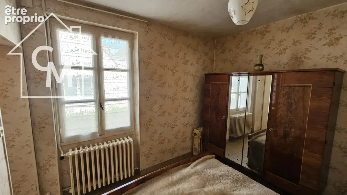 Maison de plain-pied à rénover avec dépendances et terrain de 309 m2 - photo 13