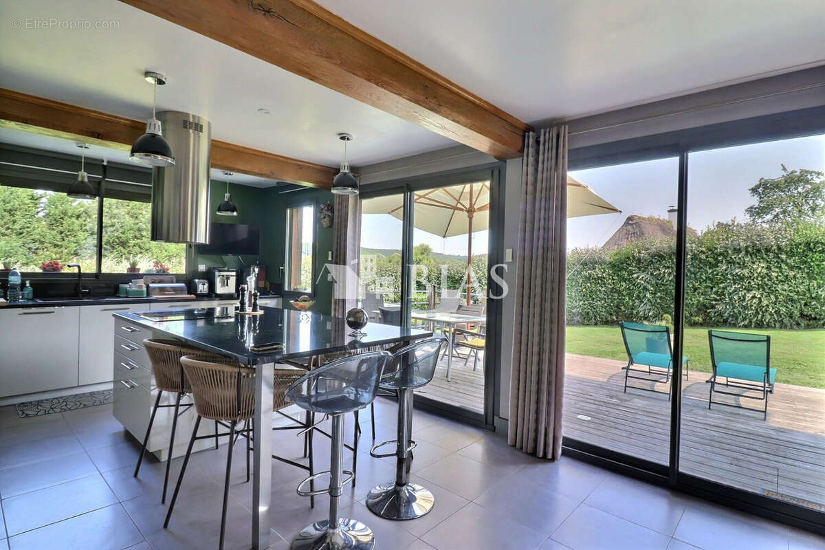 Maison 175 m² à Foulbec  - photo 2