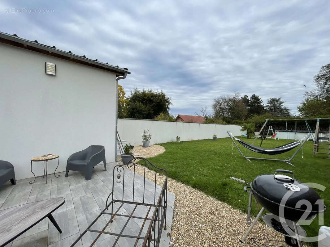 Maison 255 m² à Gaillon  - photo 4