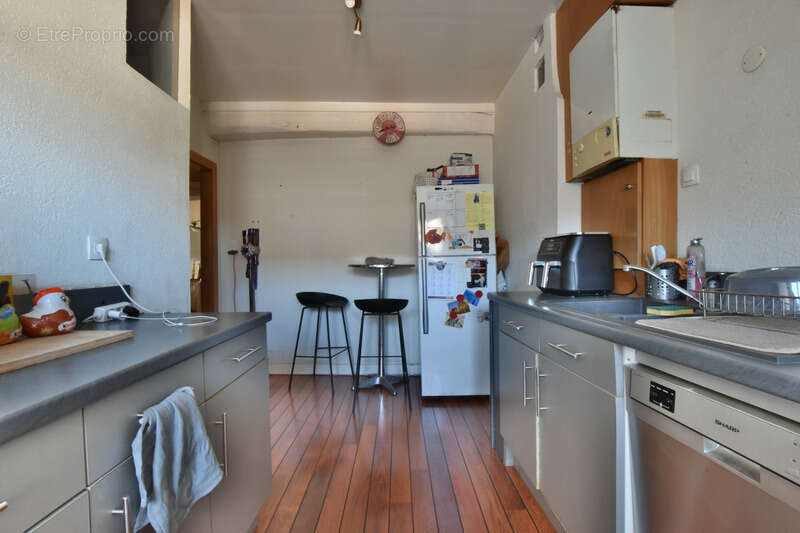 T4 en duplex au cœur de Nuits-Saint-Georges avec parking privatif - photo 5