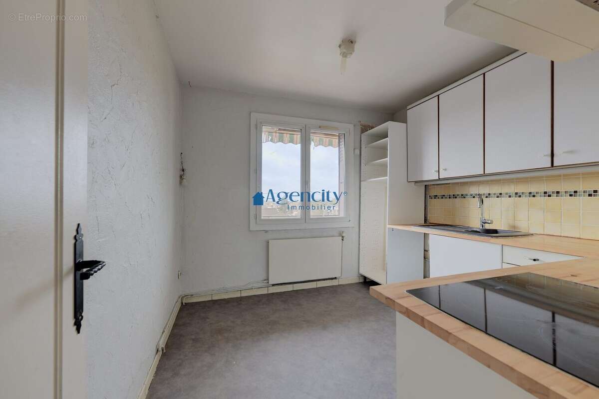 Appartement à CHELLES
