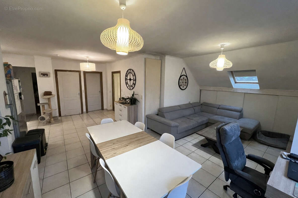 Appartement à MARNAZ
