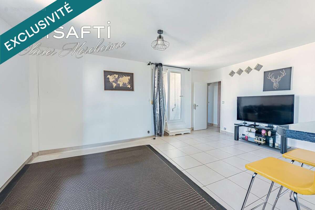 Photo 2 - Appartement à RIS-ORANGIS