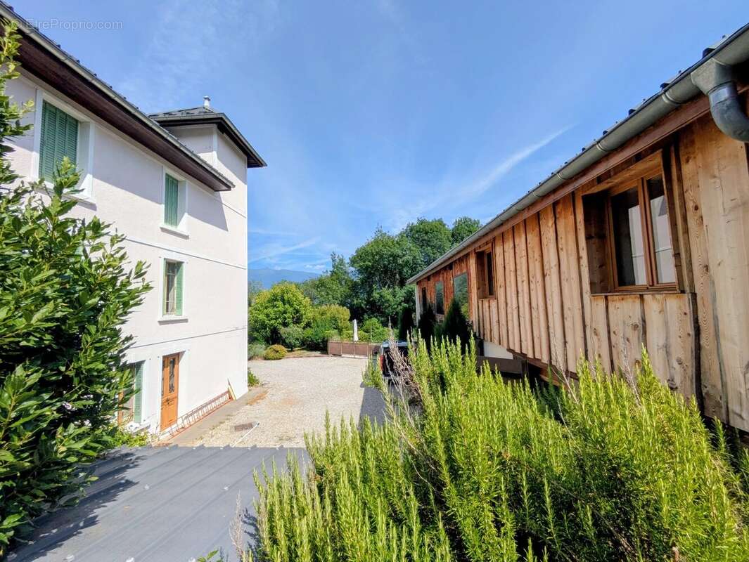 Propriete d'exception face au mont blanc ! - photo 2