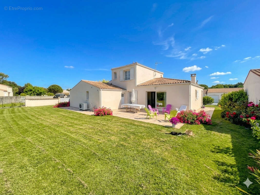Maison 125 m² à Royan  - photo 18