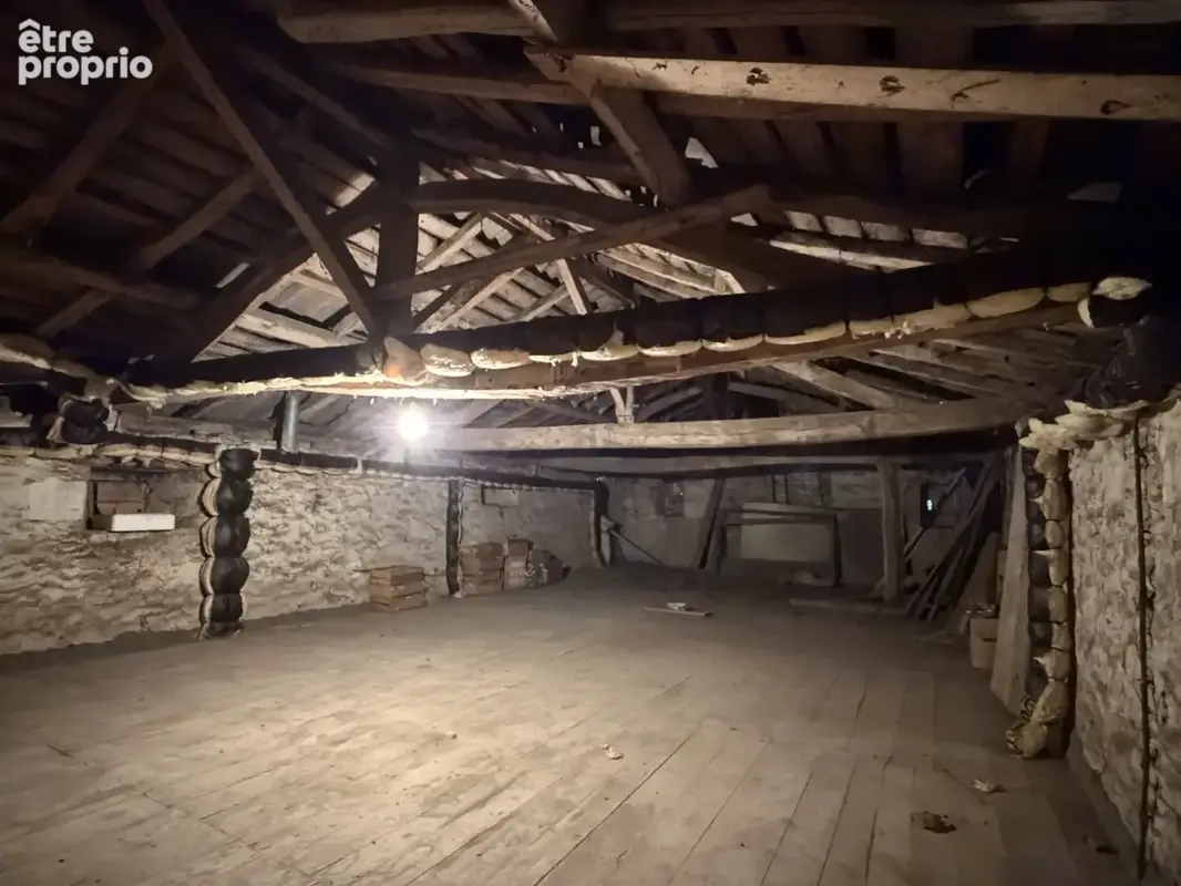 Maison plain pied, 150 m2, 3 chambres, dépendances, cave. Terrain clos de 1227 m2 - photo 26