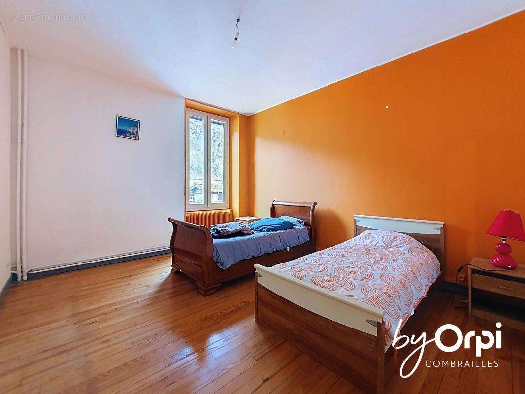 Appartement à PONTAUMUR