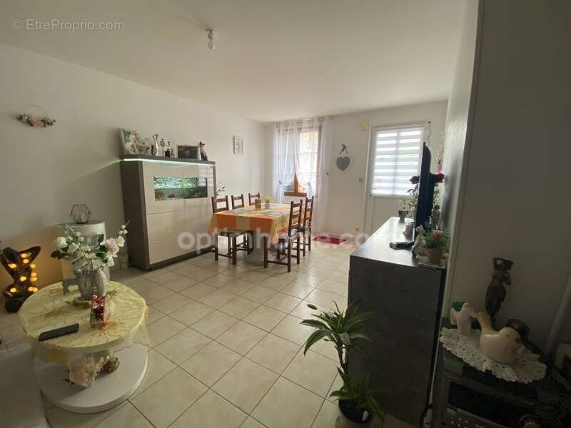 Maison à LA BOUTEILLE