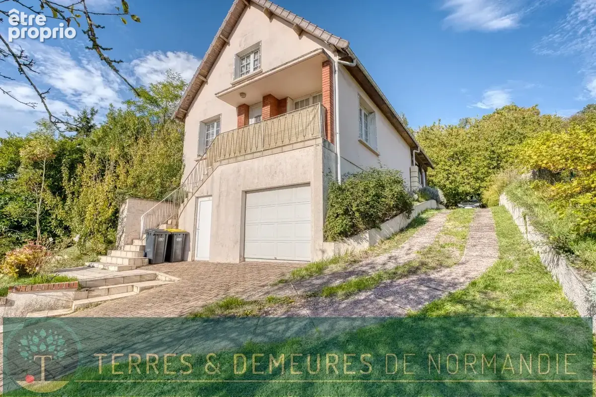 Martin-Église  Maison familiale 127 m² avec quatre chambres, jardin arboré de 1 611 m² - photo 1