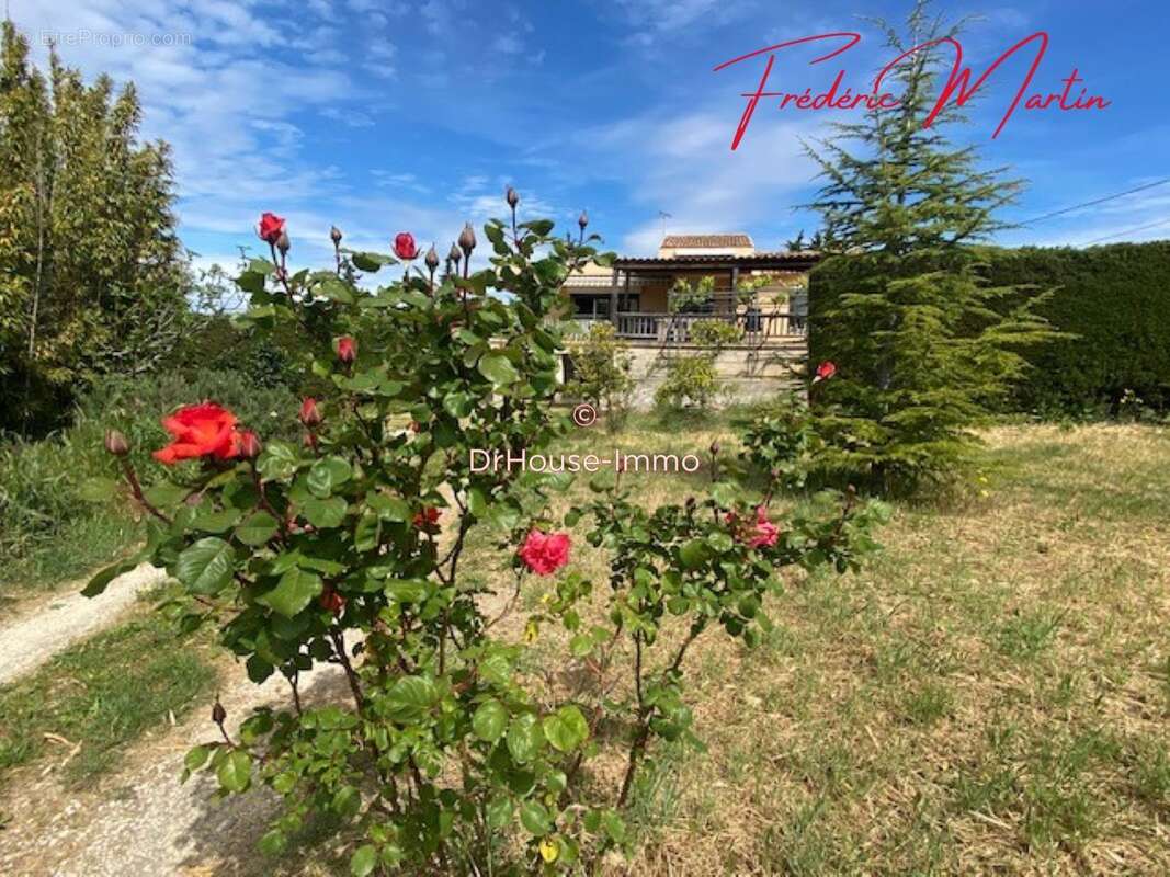 Maison 327 m² à Uzes  - photo 15