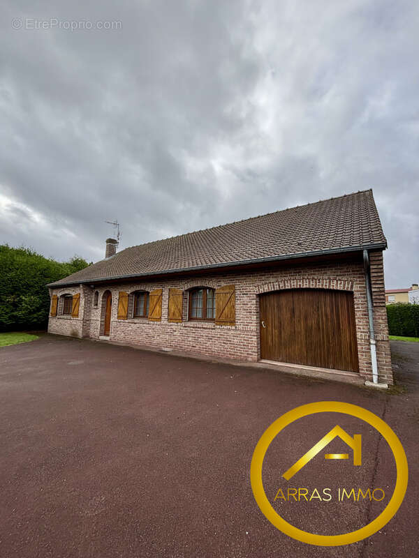 Maison à SAINTE-CATHERINE