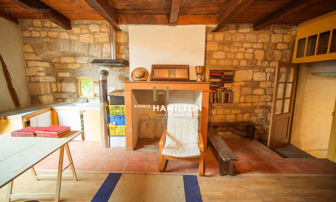 Maison  cordaise avec jardin à deux pas de la porte de l'horloge - potentiel de division - photo 7