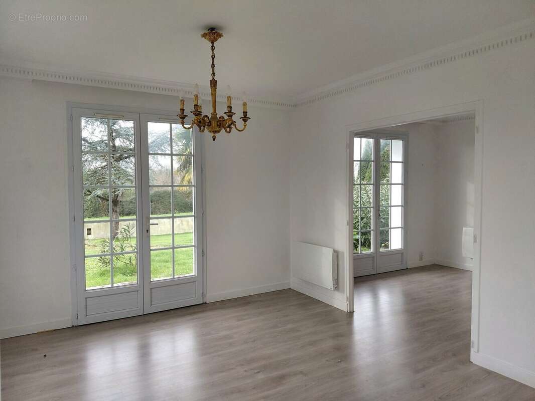 Maison à BOIS-DE-CENE