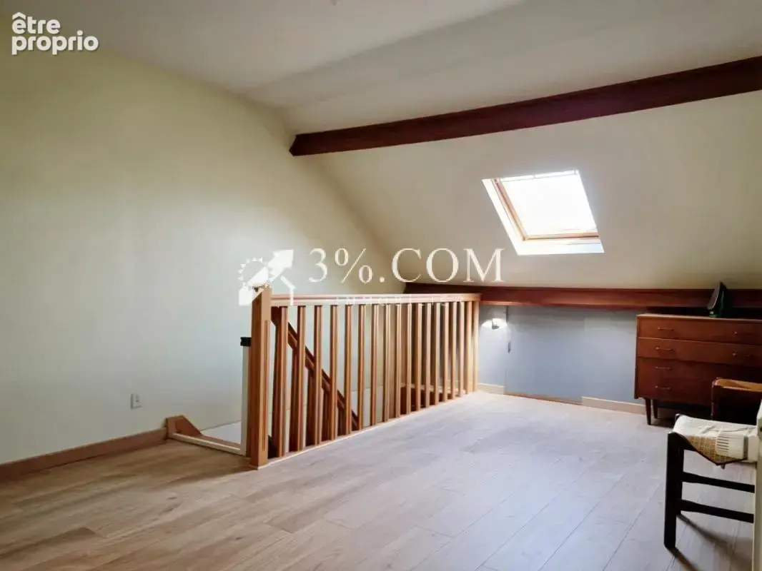 Semi Plain-Pied en Briques, 4 chambres, Jardin & Garage - photo 6