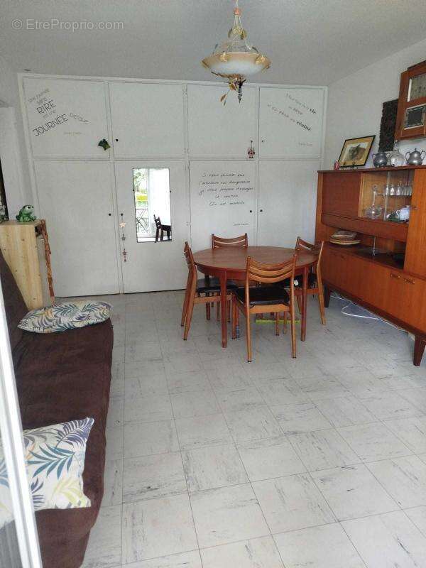 Appartement à VILLENEUVE-LE-ROI