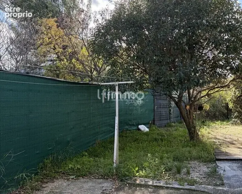Maison mitoyenne et son jardin - St Menet 13011 - photo 11